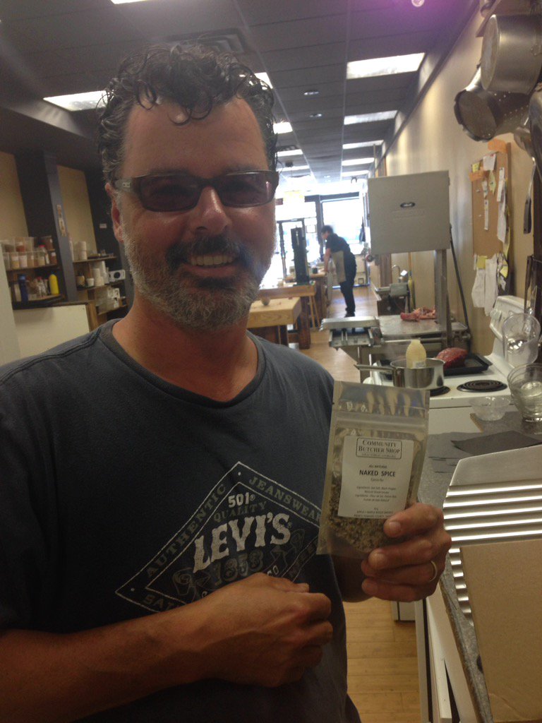 Community374's tweet image. Adam from cured smokehouse stopped in to drop off some more naked spice.