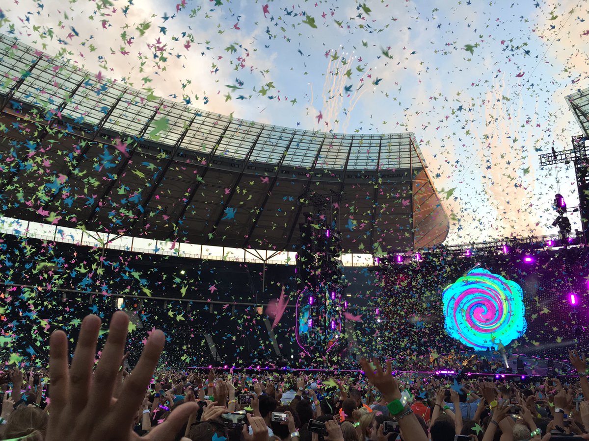 Just plain awesome #ColdplayBerlin