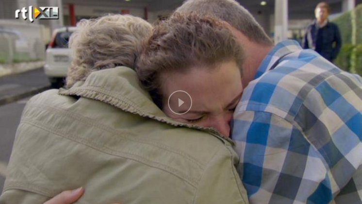 Deze lieve hereniging in #LoveIsInTheAir kwam voor Angela precies op het goede moment: r.tl/2936PcU