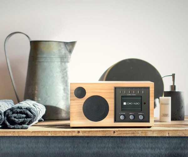 getwoodsly's tweet image. This sleek, powerful speaker streams music directly from the Internet. @comoaudio. ht.ly/sIFQ301LQa4