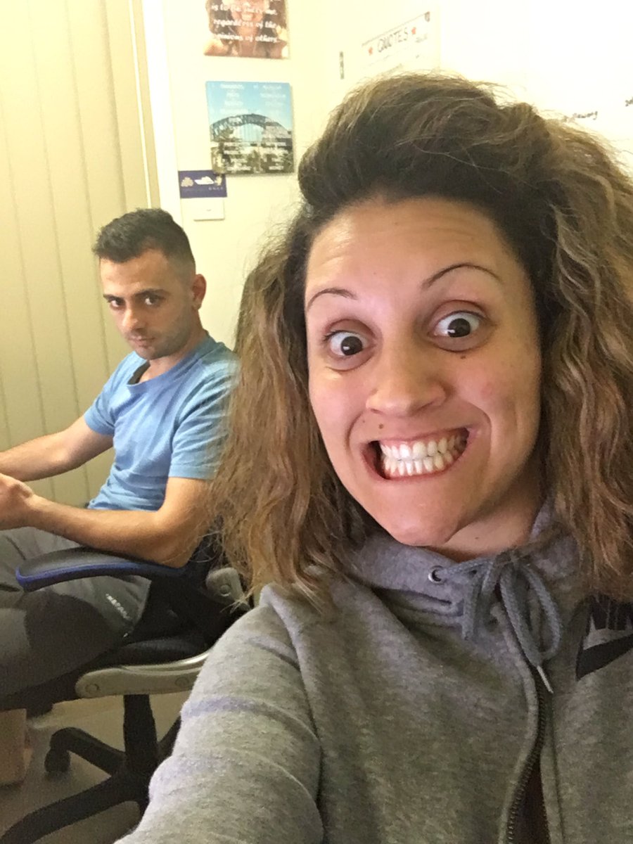 corissa_refurb's tweet photo. Omg Masterclass already!! Wow one of the BeSt all nighters we have done ever!! Wow it's already 6am @wilsonlunatv https://t.co/sUW7jlgpiC