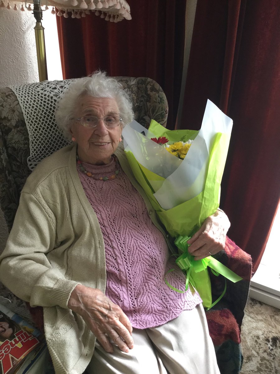 tompa_67's tweet photo. Welcome home to our 103yr old @BerniciaGroup customer Alice, following her kitchen refurb by @Gentoo_Tolent https://t.co/fvsNfgxuzW