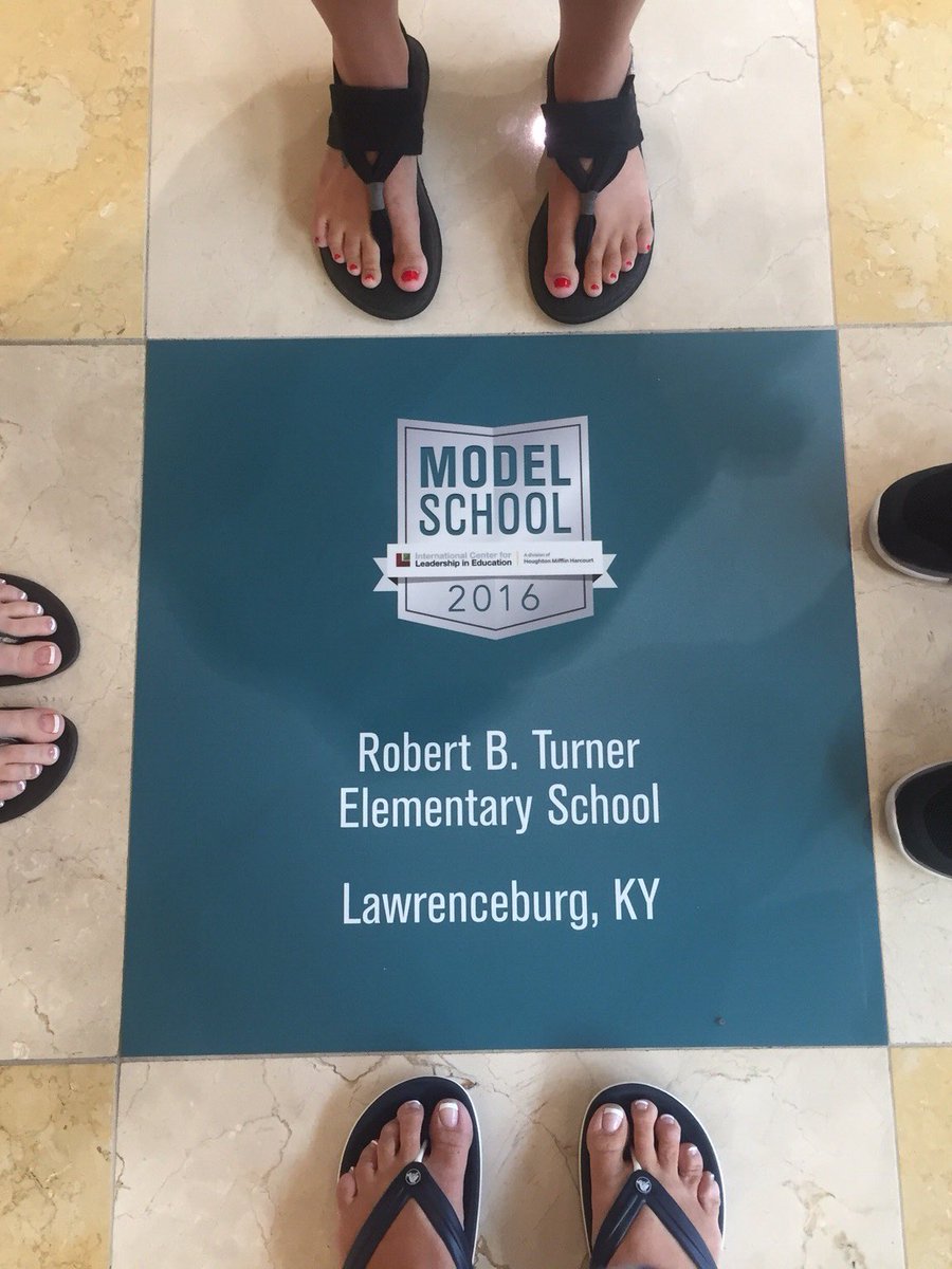 kenzieeelynnn's tweet photo. Been an awesome week of awe &amp; inspiration! Humbled to represent RBT! @RigorRelevance @MaryAnn3207 @ShannonTeach https://t.co/NmwUf986qS