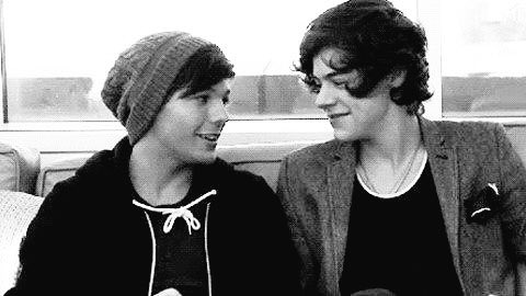 journal_harry's tweet photo. «C'est vrai je l'aime.Depuis le premier jour.À la seconde où je l'ai vu.Même quand je jurais le contraire.Je l'aime» https://t.co/DDLD8BWqiE