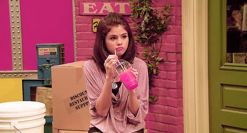 chocobloodly's tweet photo. No hej księżniczko :3 @selenagomez https://t.co/6kBIRgM5lZ