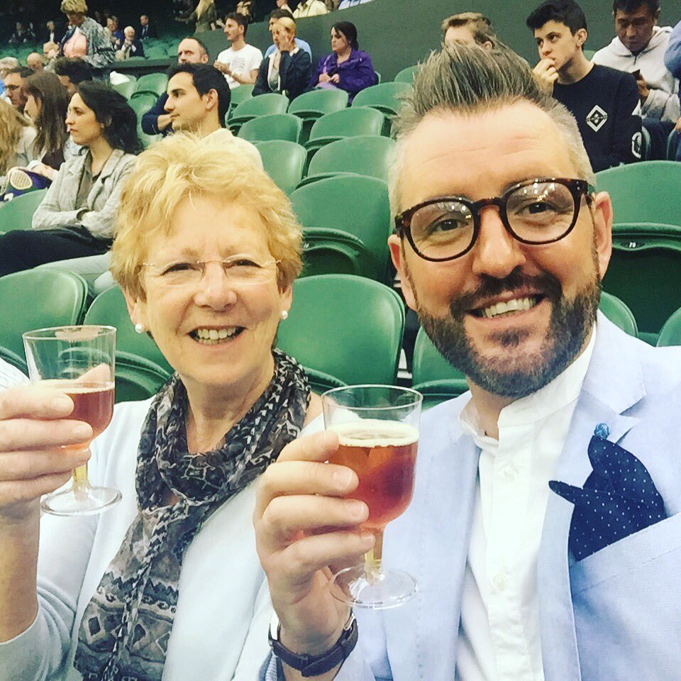 ronseal1's tweet photo. #wimblebum https://t.co/AotgK92qaq