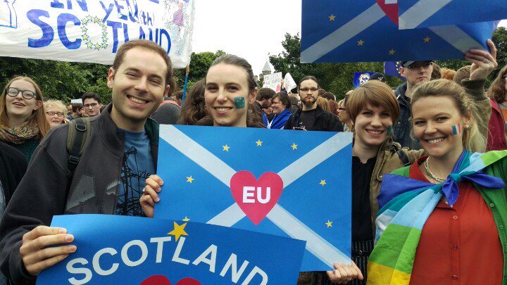 Scottish Parliament demonstration to keep Scotland in the EU! #ScotLovesEU #FromageNotFarage #Brexit #VoteRemain