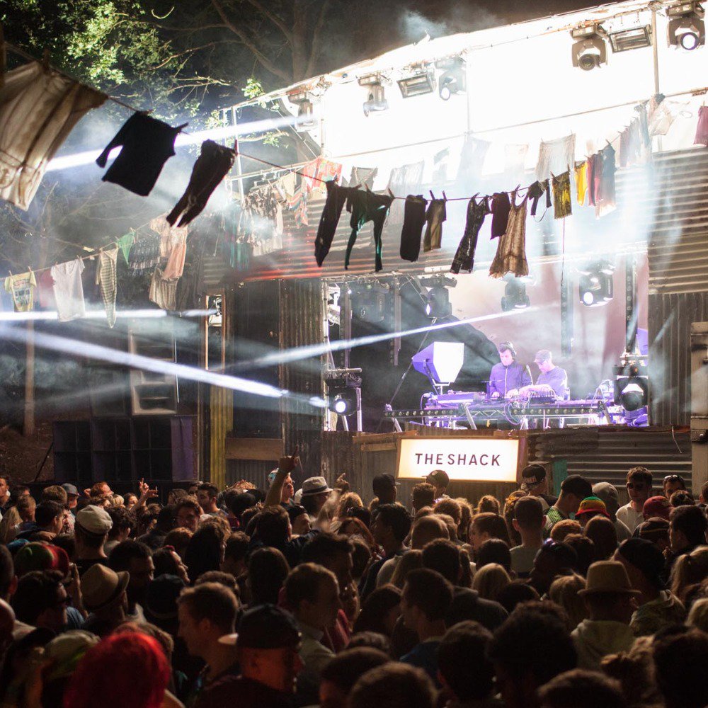 FarrFestival's tweet photo. '5 reasons why #Farr16 is going to be fabulous' Thanks @Gigwise! https://t.co/wqTSkuY9BH https://t.co/9c7thE1NJr