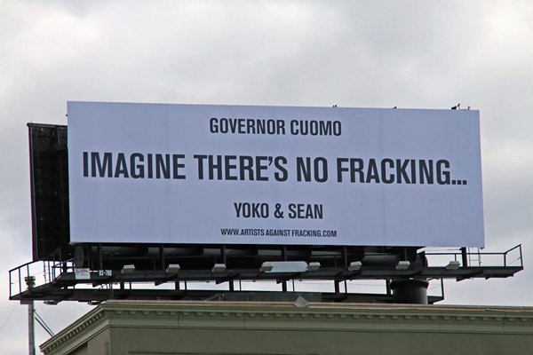 Jedi4Revolution's tweet photo. #BernieOrGreen cuz @TheDemocrats FRACKED 22 yrs of my loyalty! My conscious is 2 loud 2 #vote4her #FrackIsWhack https://t.co/YYm0kX9TQI