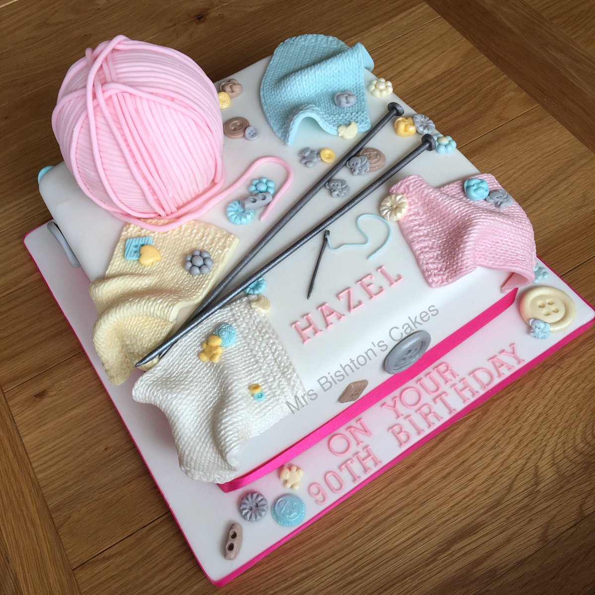 MrsBishton's tweet photo. I made this knitting themed cake for a wonderful 90 year old  #BakersHour https://t.co/sAKcY28KIi
