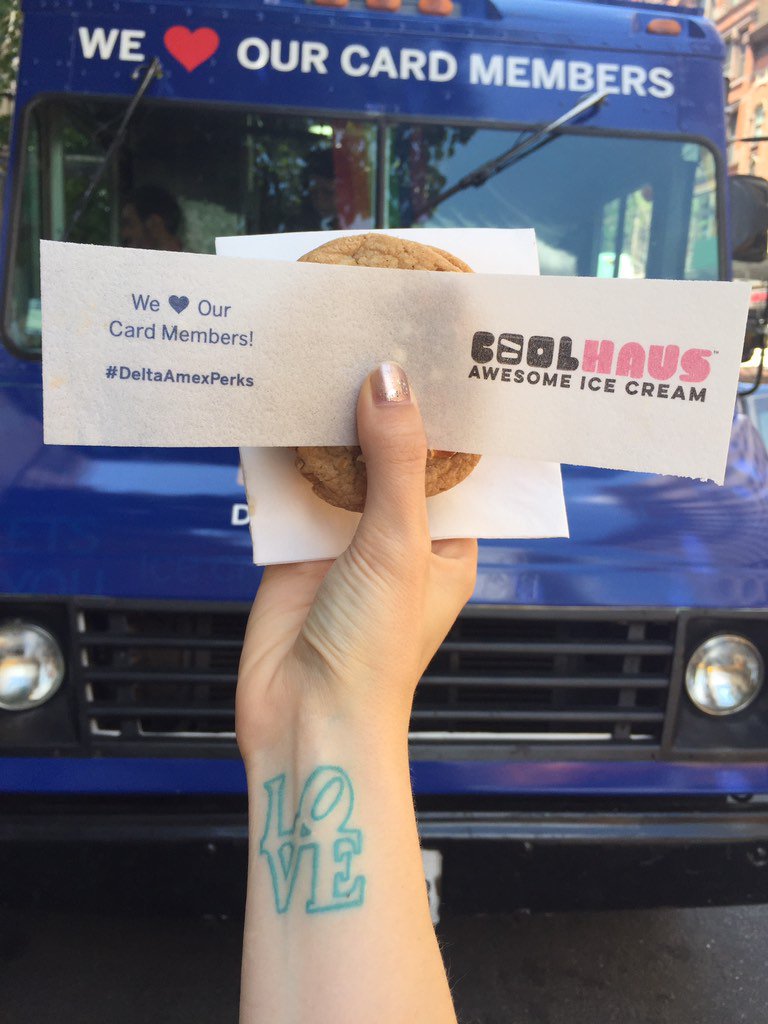 strull302's tweet photo. Today on 23rd St #DeltaAmexPerks 💙 https://t.co/otOA0ENRED