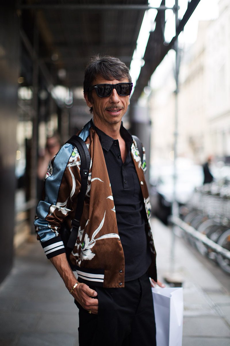 On the Street….Pierpaolo Piccioli of Valentino, Paris thesartorialist.com/paris/on-the-s…