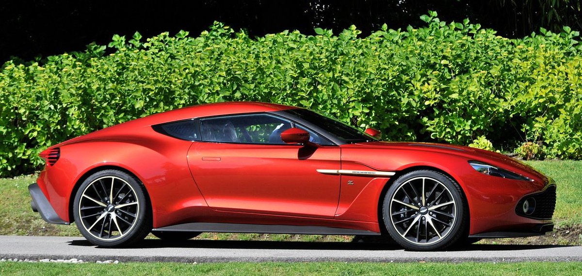 ConceptCarsPorn's tweet image. Aston Martin Vanquish Zagato Concept