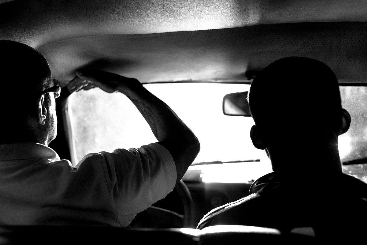 4:45pm en <a href="/EspressoDobleEF/">Espresso Doble</a> <a href="/ElFinancieroTv/">El Financiero TV</a>, entrevista a <a href="/AtonatiuhBRACHO/">AtonatiuhBracho Foto</a> expo #FotógrafosPorElMundo <a href="/LatitudGallery/">Latitud Gallery</a>