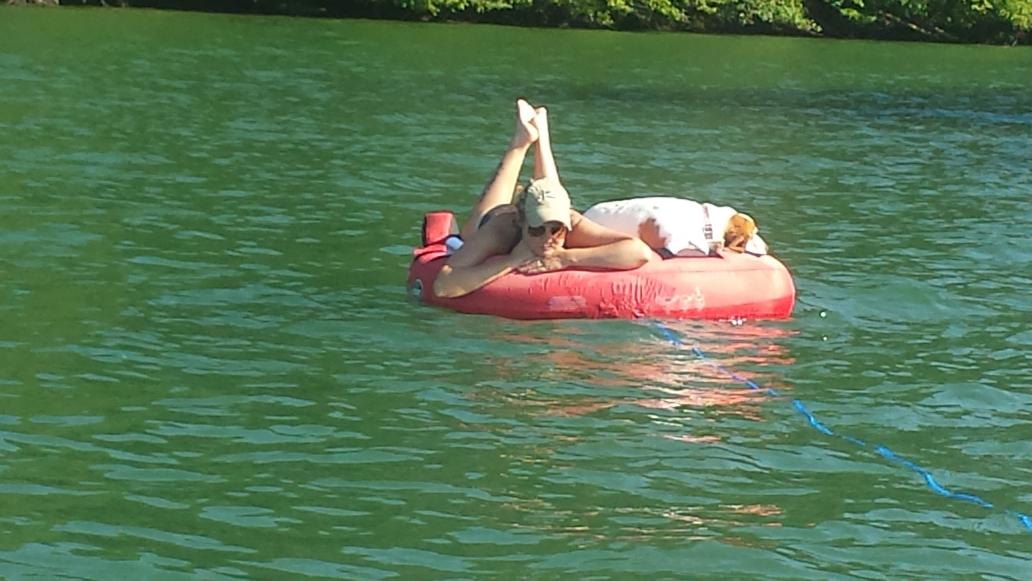 ELDER1920's tweet image. @JonesKimw Reached n &amp;amp; got the only Dr.Pepper she packed! WTH!? Reached ah little DEEPER &amp;amp; AHHHH!! #floatingagain