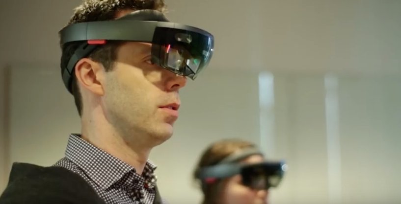 ElementoLab's tweet photo. single cell maps, networks, pathology cockpit - some of the @hololens apps we are developing
https://t.co/fKhMdFqsNb https://t.co/Xjicnu45Ko