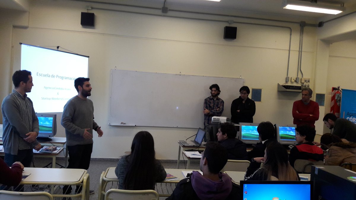 marcferro's tweet photo. Arrancando #EscuelaDeProgramacion junto a #StartupWeekendCordoba @UPC_OK https://t.co/FHqZtm5bRP