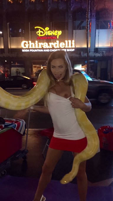 Oh ya this happened https://t.co/YPMqNhZgbv<a href="/tag/manyvids"class="tags"><span>#manyvids</span></a><a href="/tag/mvsales"class="tags"><span>#mvsales</span></a>