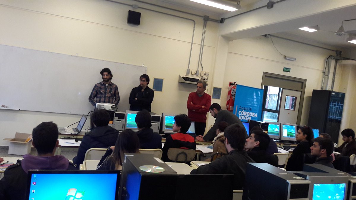 marcferro's tweet photo. Arrancando #EscuelaDeProgramacion junto a #StartupWeekendCordoba @UPC_OK https://t.co/FHqZtm5bRP