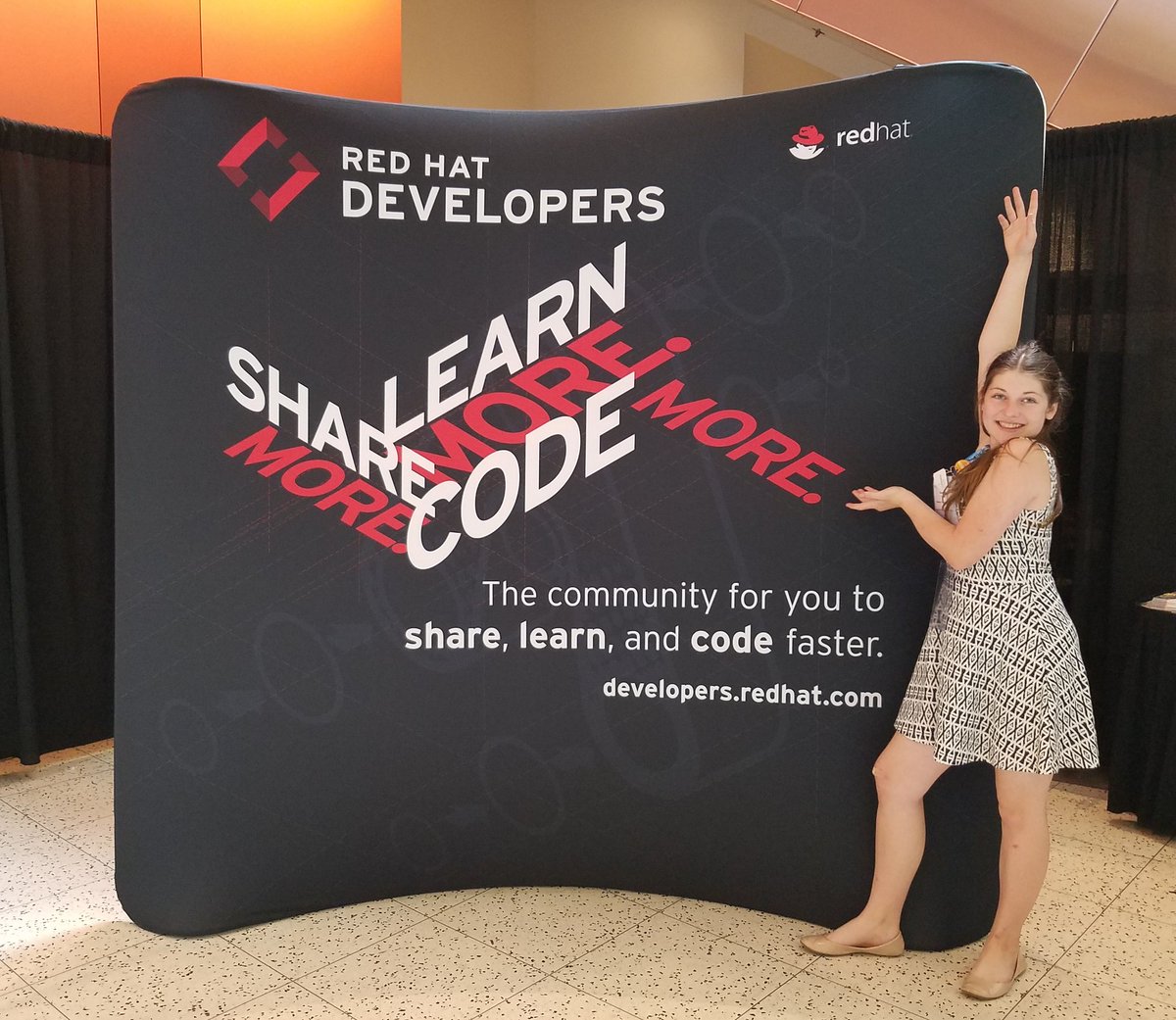 codegirlclub's tweet photo. #RHSummit #DevNationConf https://t.co/Cv2DcEYu4q