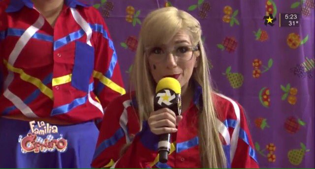 SandyDuff28's tweet image. #SegunMisCalculos 😂😂😂💙 Silvana @JazminconJ