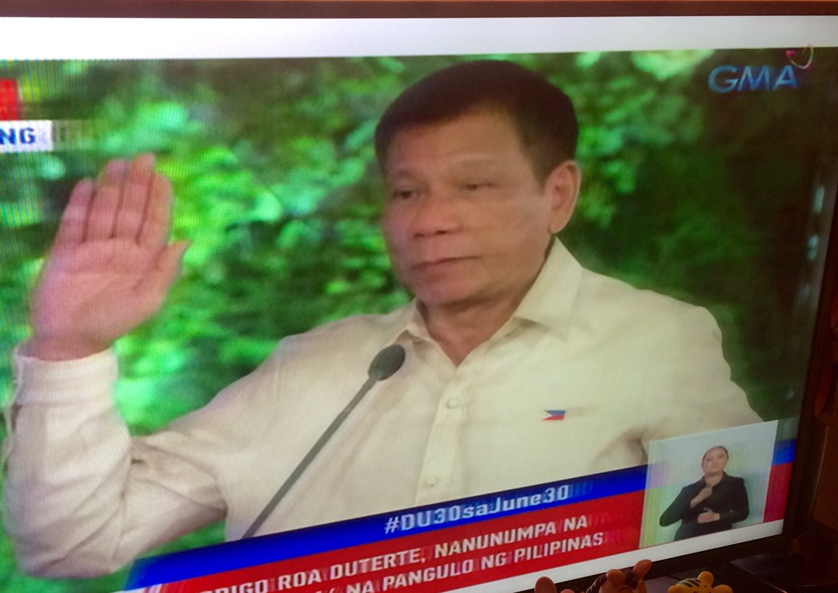 babyhon2012's tweet photo. The sixteenth President of the Republic of the Philippines. Panata sa Pagbabago. #DU30saJune30 https://t.co/44oOocWvlF