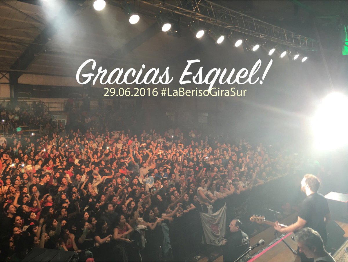 laberisorock's tweet photo. Gracias Esquel!!!
Nos vemos el viernes en Caleta Olivia, seguimos con la gira #LaBerisoGiraSur 2016 https://t.co/W9w7wqbcLv