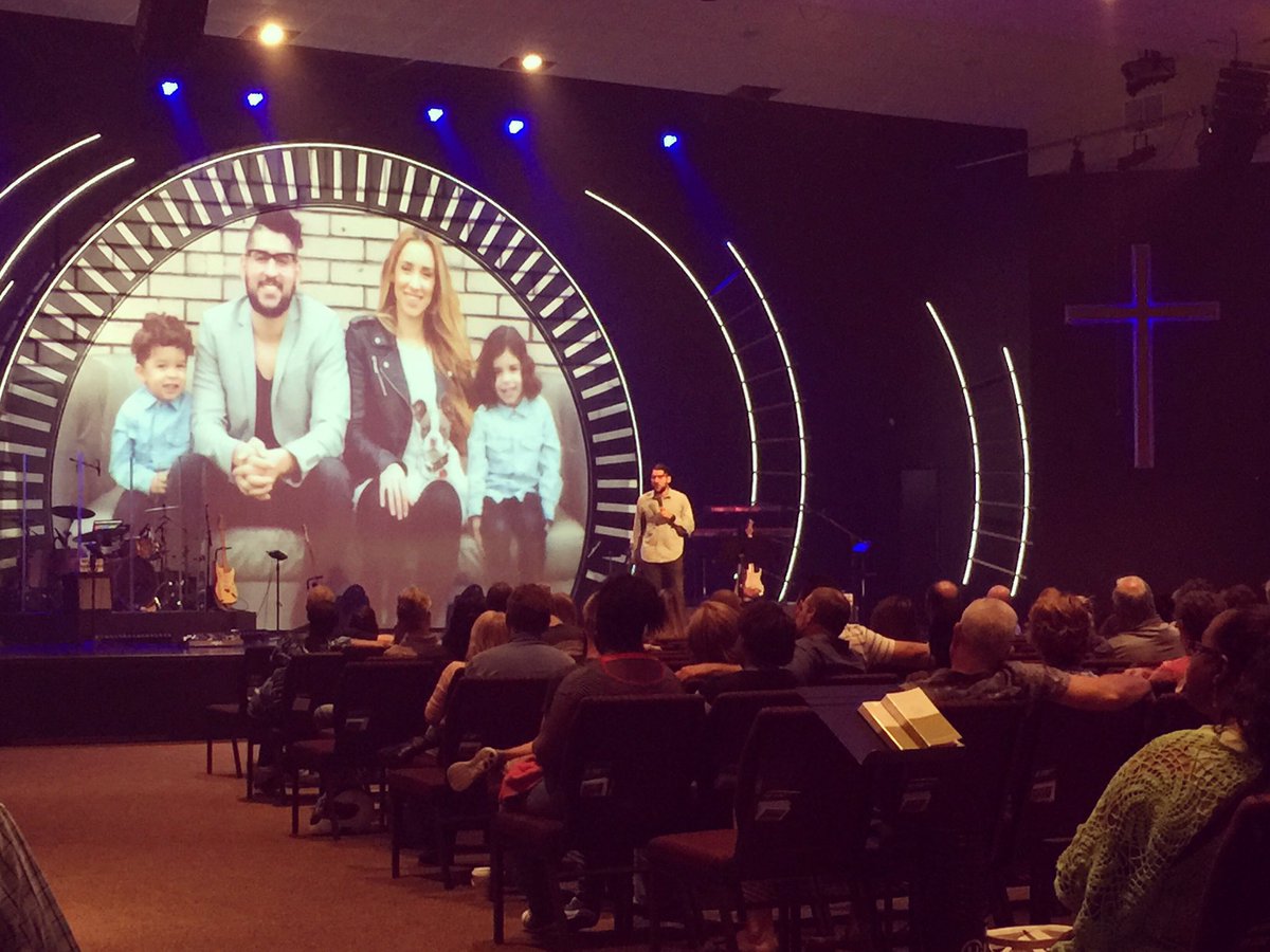 Churchofhopeone's tweet photo. Loved having @JJLVasquez with us tonight. @Journeyorl is already a blessing to Orlando. #churchplanting #kingdom https://t.co/6MbNpwSoAn
