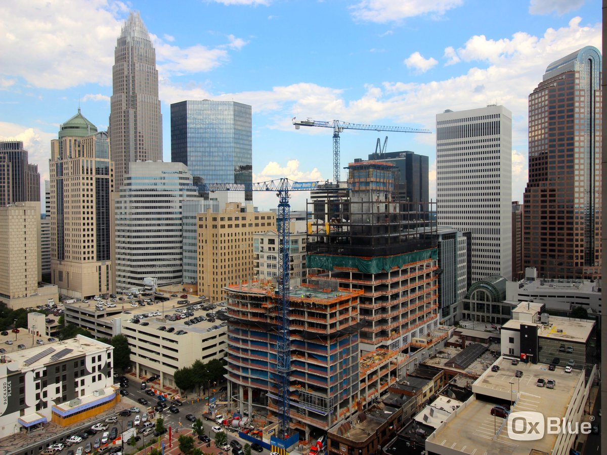 Update on 300 South Tryon and Kimpton hotel: glass panels are starting to be installed.