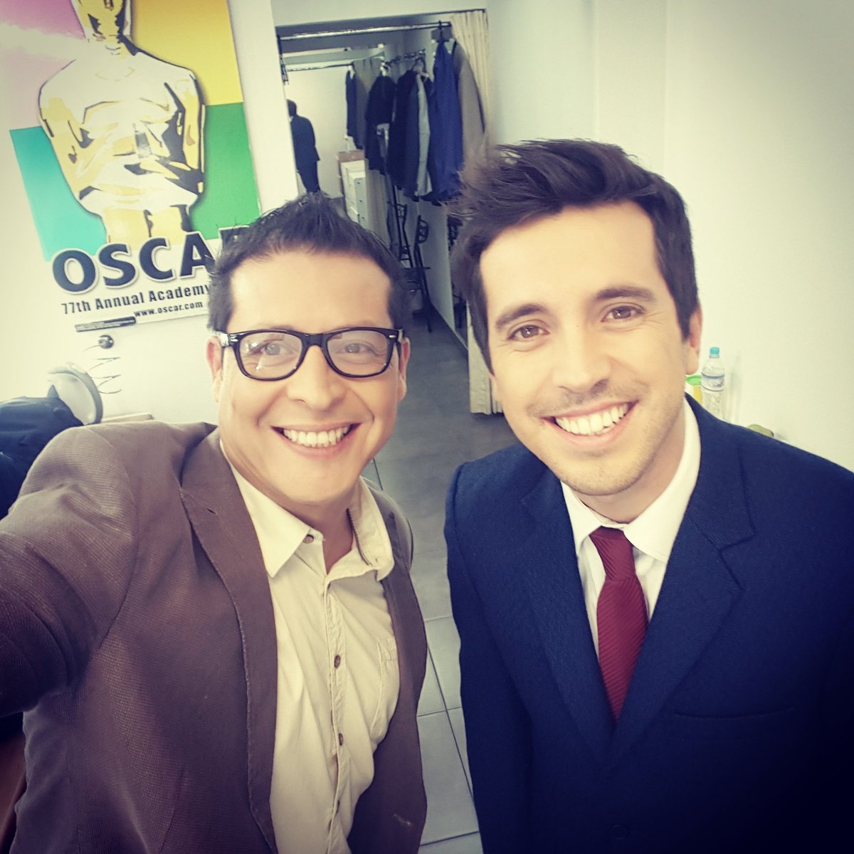 Carloncho (@carlonchodemoda) on Twitter photo En feriado también se trabaja!! Listos para un día más de <a href="/YoSoy_Peru/">Yo Soy Perú</a> con el pulpín de la vidaa <a href="/JesusAlzamora/">Jesús Alzamora</a> En feriado también se trabaja!! Listos para un día más de <a href="/YoSoy_Peru/">Yo Soy Perú</a> con el pulpín de la vidaa <a href="/JesusAlzamora/">Jesús Alzamora</a>