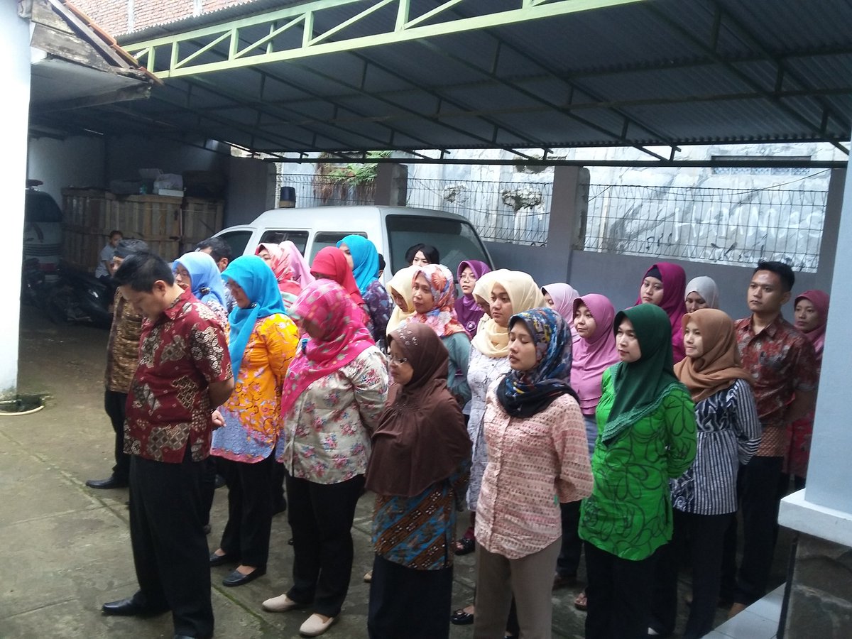 Apel pagi. Kamis 30 Juni 2016. <a href="/DediMulyadi71/">Kang Dedi Mulyadi</a> @BKDPurwakarta <a href="/dkk_purwakarta/">Dinkeskab Purwakarta</a>