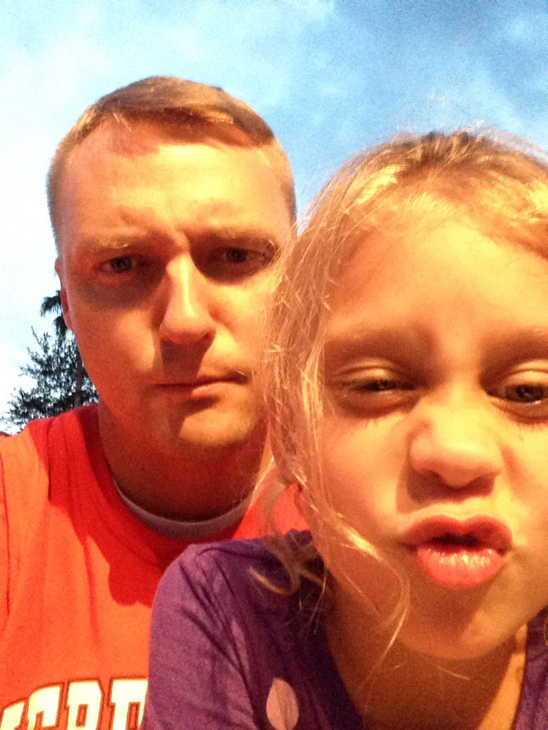 JeffSpilker's tweet photo. Florida with the Princess! #WaltsWorld https://t.co/9vw5rVAw1P