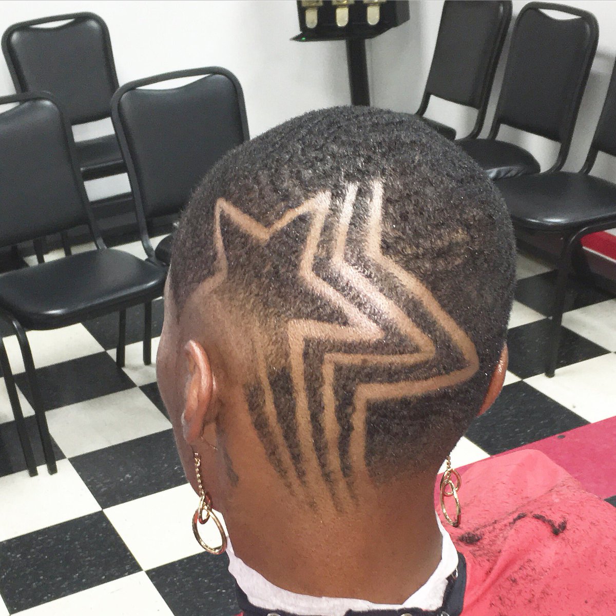 masterkutznc's tweet photo. #barbershop #barber #hair #charlottebarber #charlottebarbershop https://t.co/2IXveaf6vF