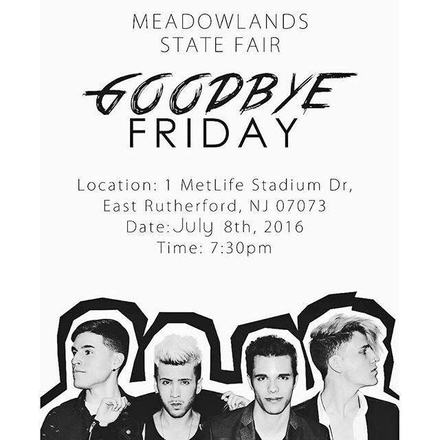 RoccoUpdates's tweet image. 💁🏼💁🏼💁🏼💁🏼💁🏼💁🏼💁🏼💁🏼💁🏼💁🏼 cause, why not?