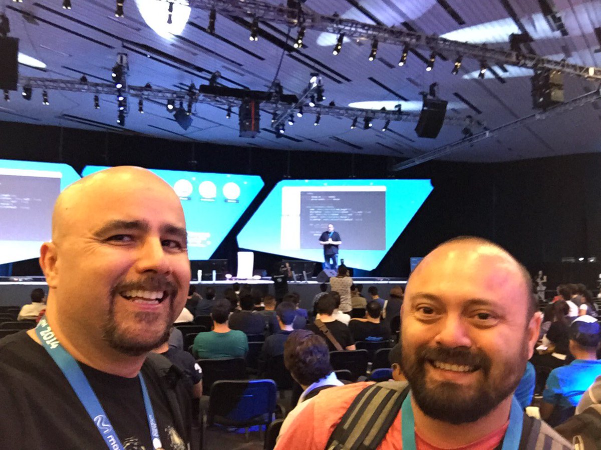 mvidaurre's tweet image. Ya acá en CPMX7 para #hackatoncpmx