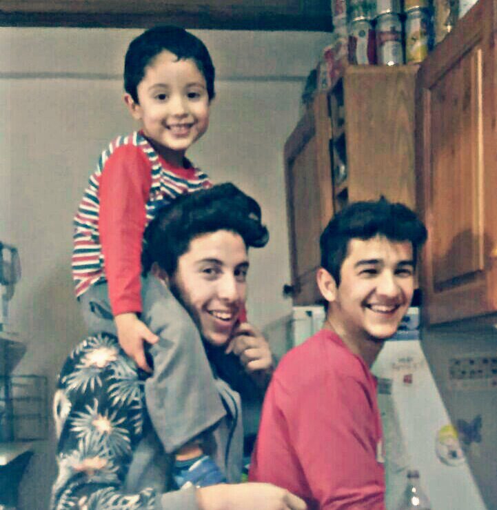 NicooMuller9's tweet photo. Los 3 mosqueteros👱👱👲
Por que para fachas estamos nosotros😘 https://t.co/ovRBKzmNB9