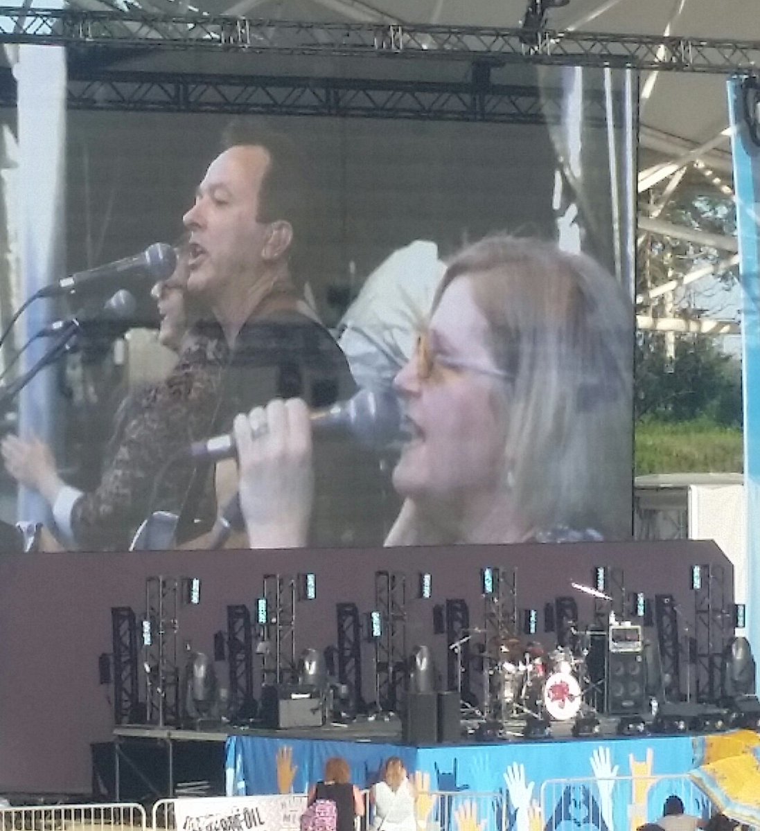 PaulaGalenzosk1's tweet photo. Any place with the Rankins is happy place, even on big screen #lovemyrankinfamily #ymmfireaid https://t.co/9lwdnYgtLQ