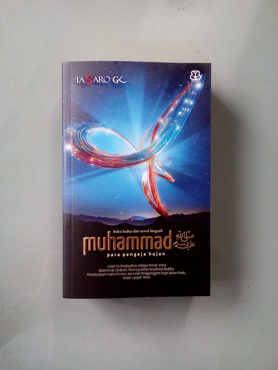 mizanmediautama's tweet photo. Lelaki itu dinubuatkan sebagai Astvat-ereta dalam kitab Zardusht. #Muhammad2 #ParaPengejaHujan https://t.co/ZtpTGbwM90