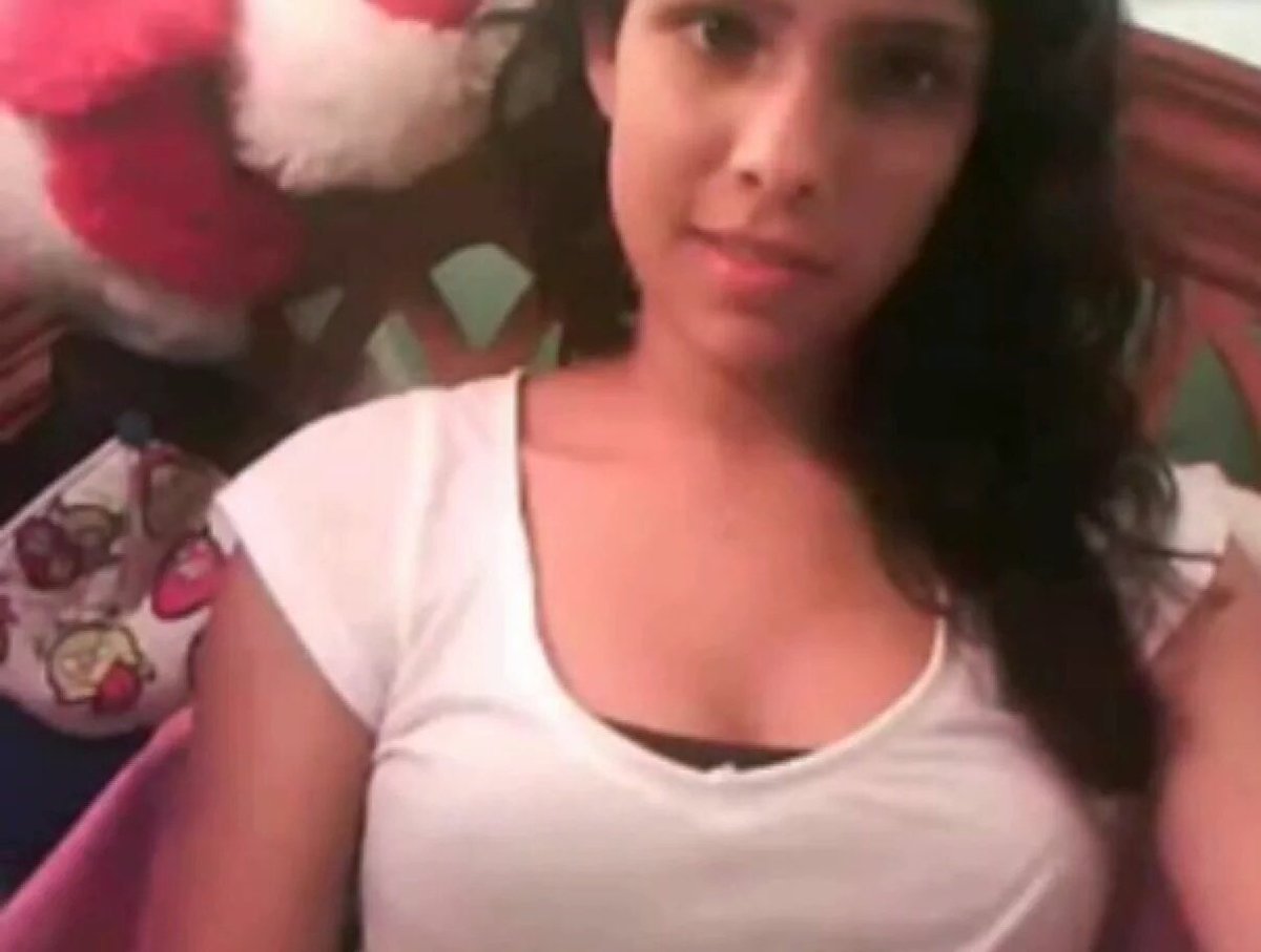 Cupido69sex's tweet photo. Aporte anonimo #putiPbre #ricaPanocha @Paridu_xx @Sexxy_Lacey36G https://t.co/tcVZgrhD8g