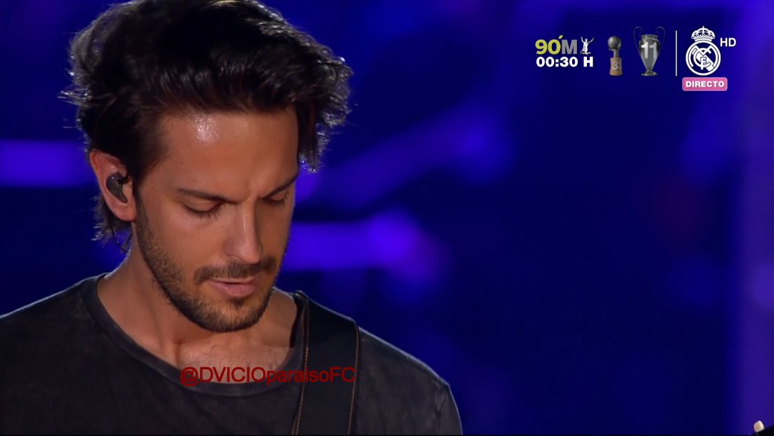 GuauMiauyMas_'s tweet photo. Más fotos de @dvicioficial en el concierto homenaje a @PlacidoDomingo #PlacidoEnElAlma #SantiagoBernabéu https://t.co/eQ3xRBp5g9