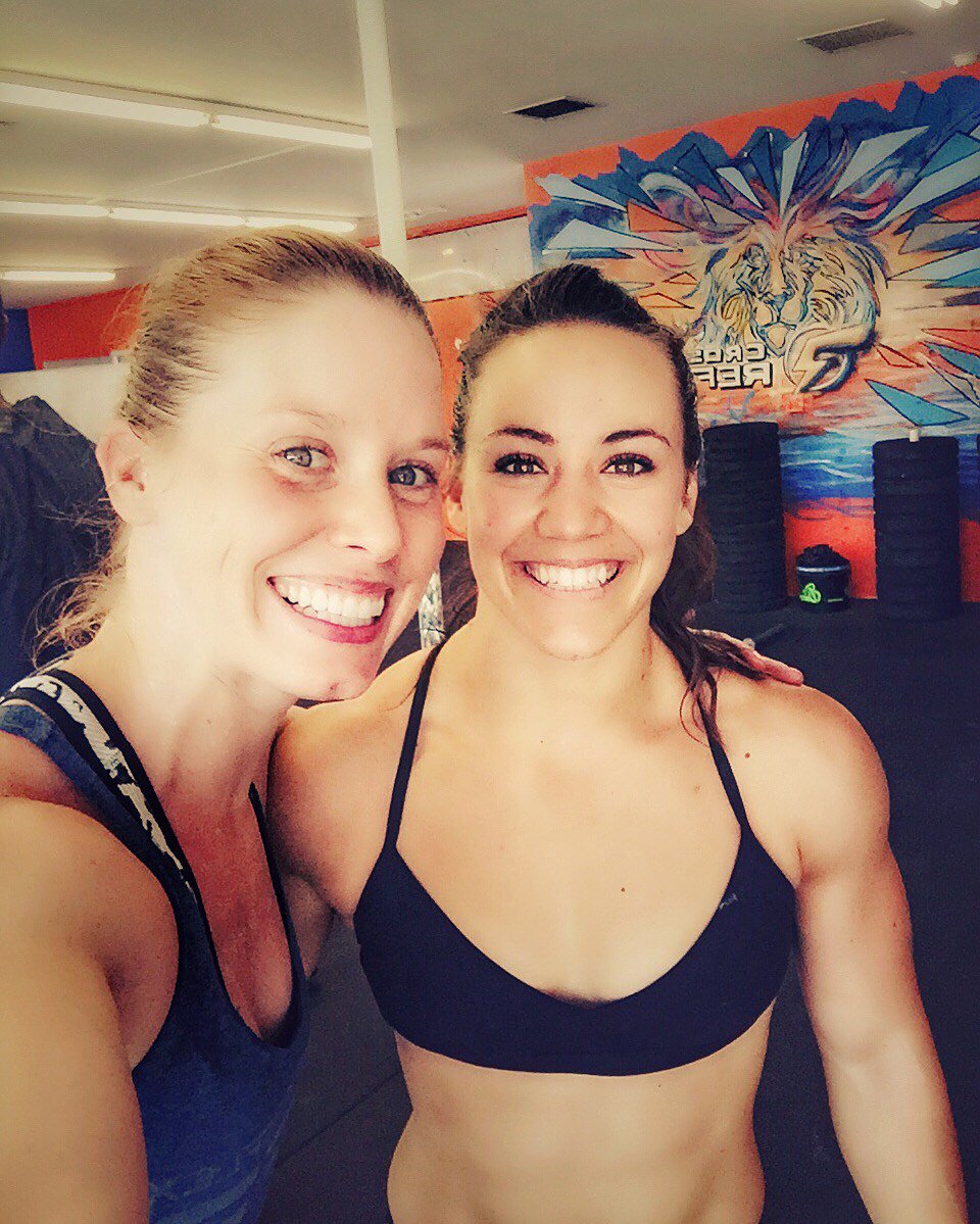 CrossFitReflex's tweet photo. “I’ll be thinking bout you” https://t.co/fVoC6ViCyL https://t.co/nv1KEnzUxg