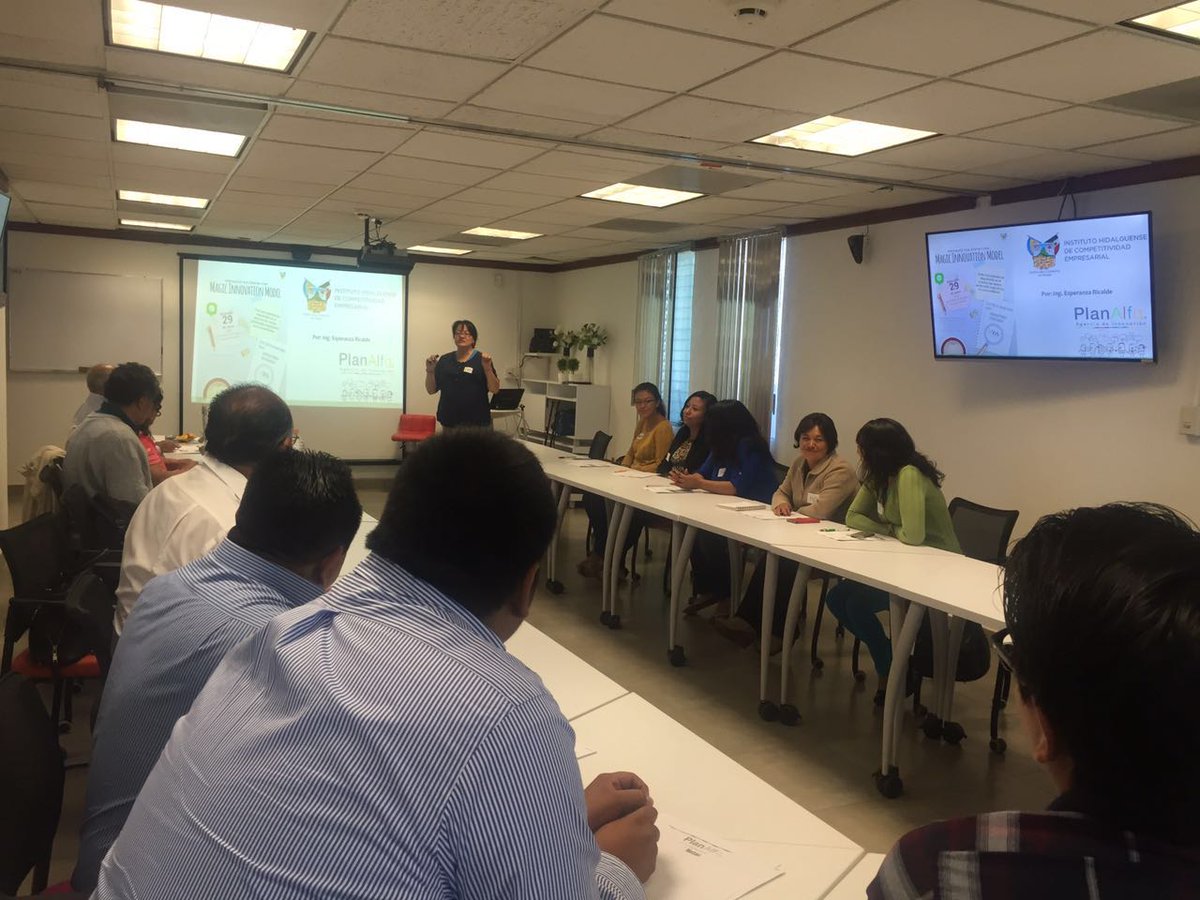 IHCEHidalgo's tweet photo. El día de hoy se llevó acabo el #taller #MagicInnovation, gracias a los participantes por hacer de este un éxito. https://t.co/pPktie0hUW