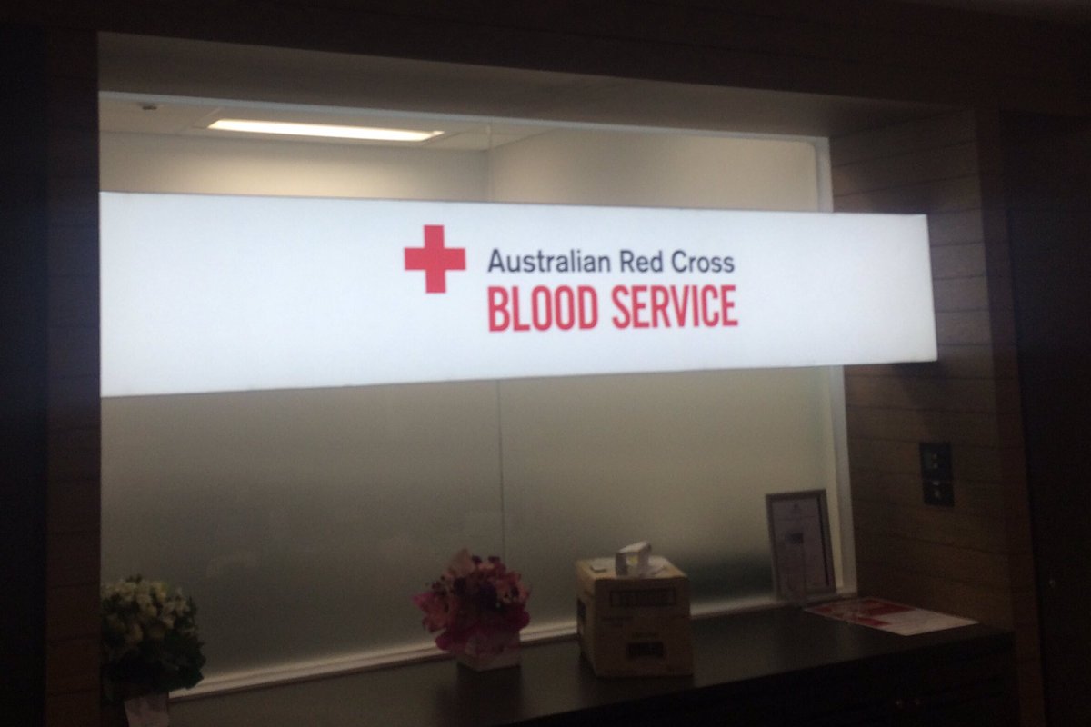 kelv02's tweet photo. The best part about donating blood is clearly the free sausage rolls! #EmergencyServiceChallenge https://t.co/ZuVxQzcN9u