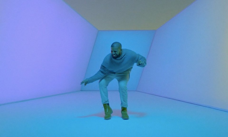 TheLoopAu's tweet photo. Think @Drake should win over @rihanna in the #LoopOff? Vote #LoopOffDrake https://t.co/QJpjALxNJl