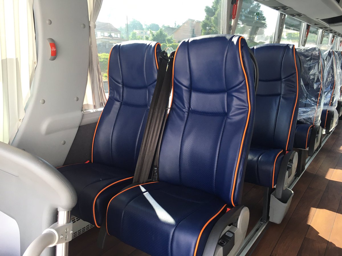 NicoManBus's tweet photo. @ArosaBus de Cambados adquiere otra unidad @MAN_Iberia Lion's Coach Ef Line.Enhorabuena @MaraNunezOuton @nunezouton https://t.co/o7AWM59OoF