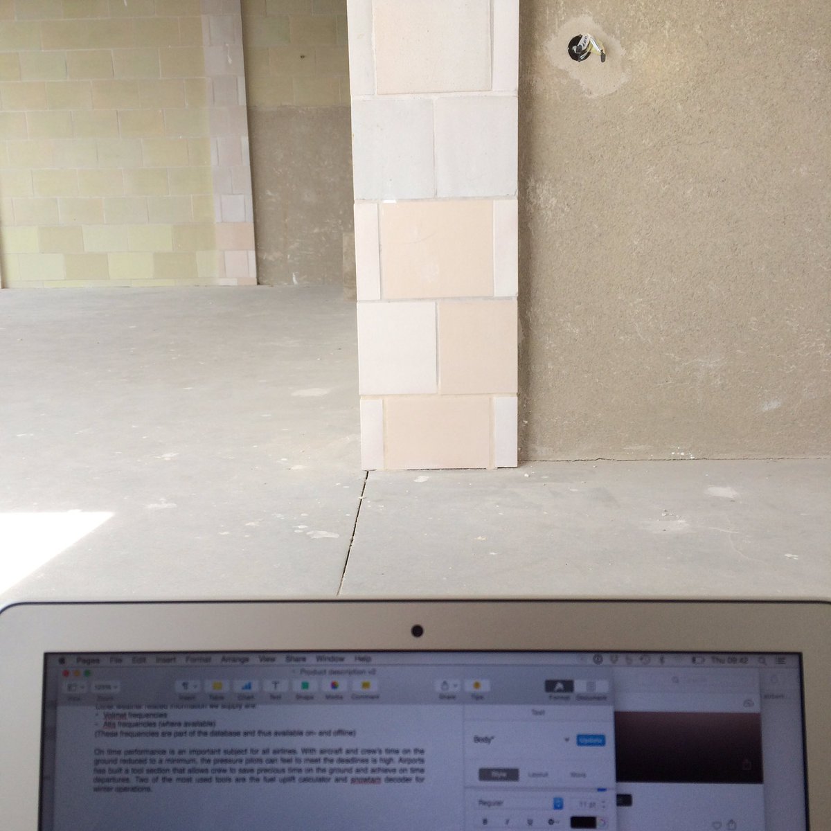 baked_it's tweet photo. Was hoping to finally get back to baking today. Instead, I'm on a building site. But, it's our building site. https://t.co/8yVKLOGeUF
