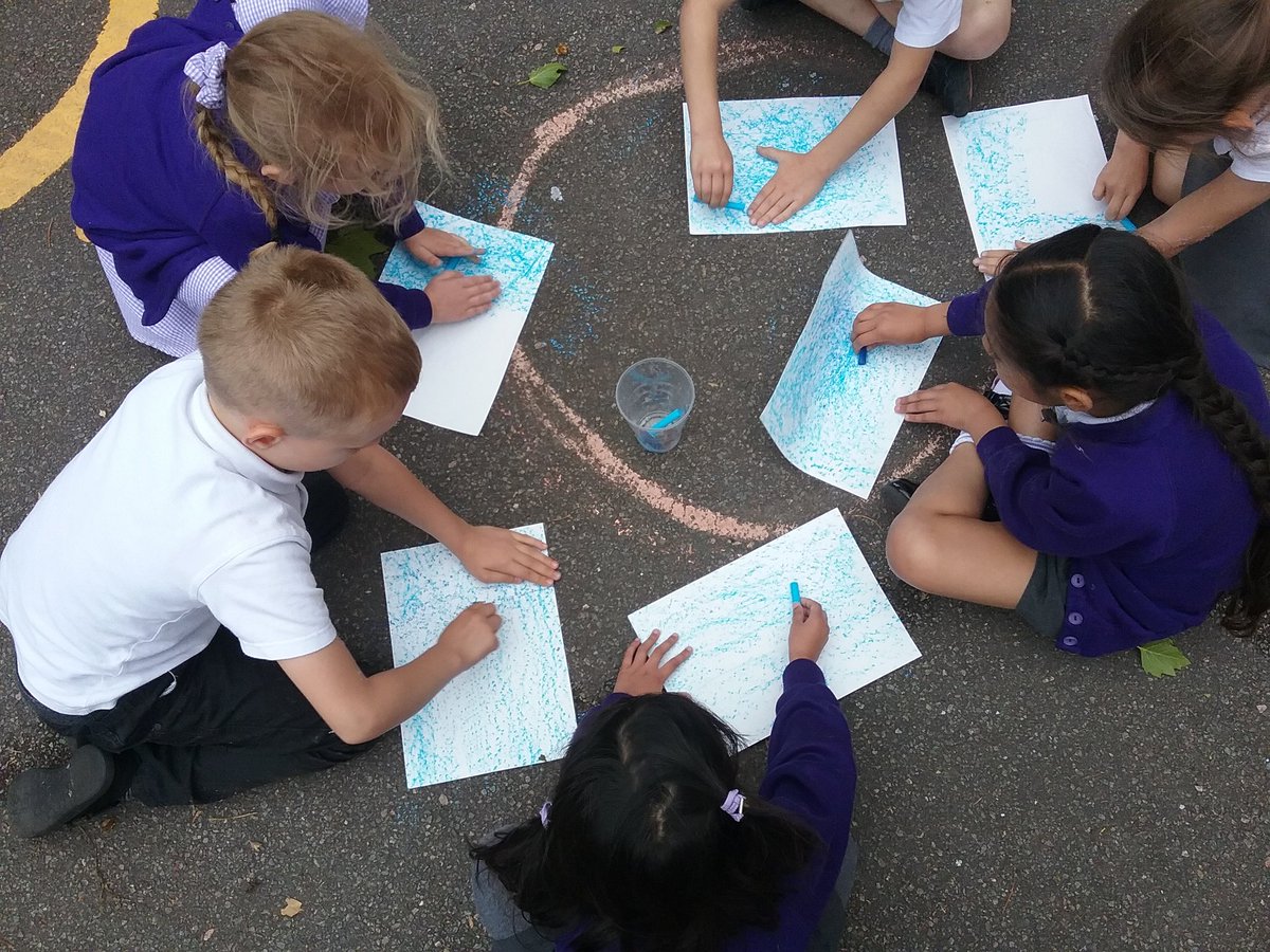 harvteacher's tweet photo. Yesterday we learnt to use stencils to carefully make umbrellas #artweek https://t.co/8lSYLHsvC9