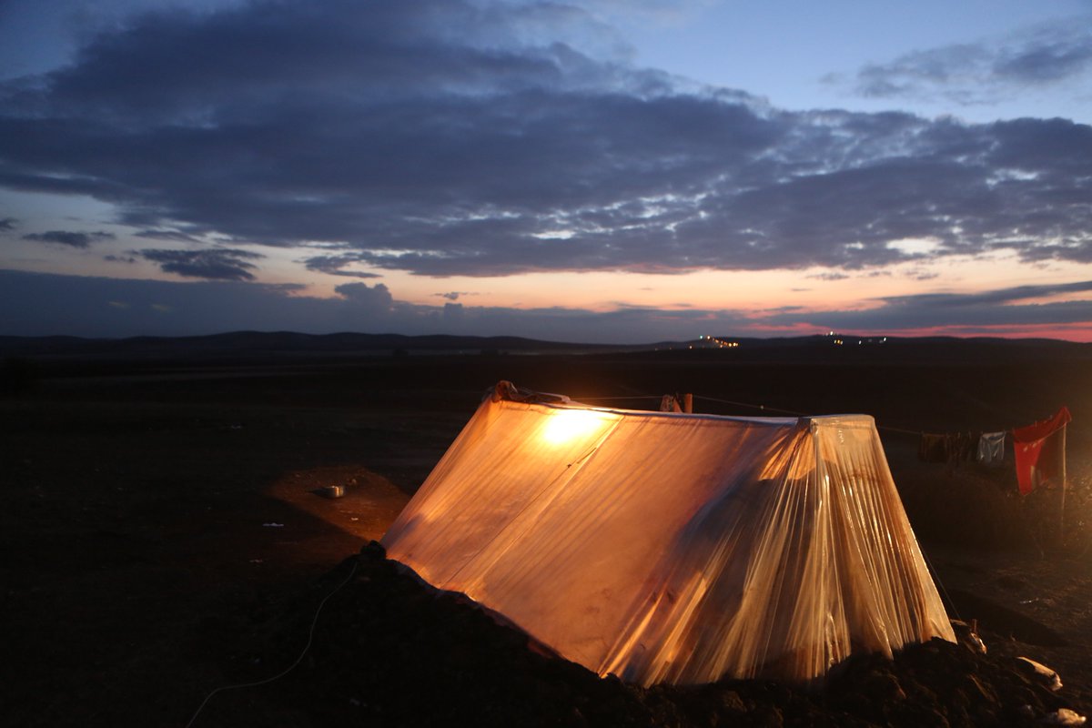 Yeryüzü'nde kapladığımız yerin farkına varıp, daha az acı ve daha çok huzura yürüdüğümüz günler dileriz...