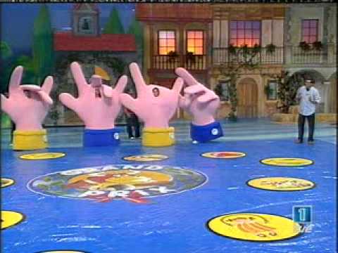 _saraswift's tweet photo. Todo el mundo nacido en los 90 quiere esto de vuelta a la televisión. Y lo sabes. https://t.co/ZWNvTi5lW9