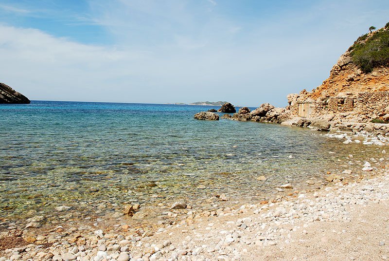 ibiza_tours's tweet photo. #Ibiza es famosa por sus #playas, hoy os mostramos #Cala #Molí en la costa este.
#ibizatour #beach #ibizaislovinit https://t.co/LV9BuEyWjI